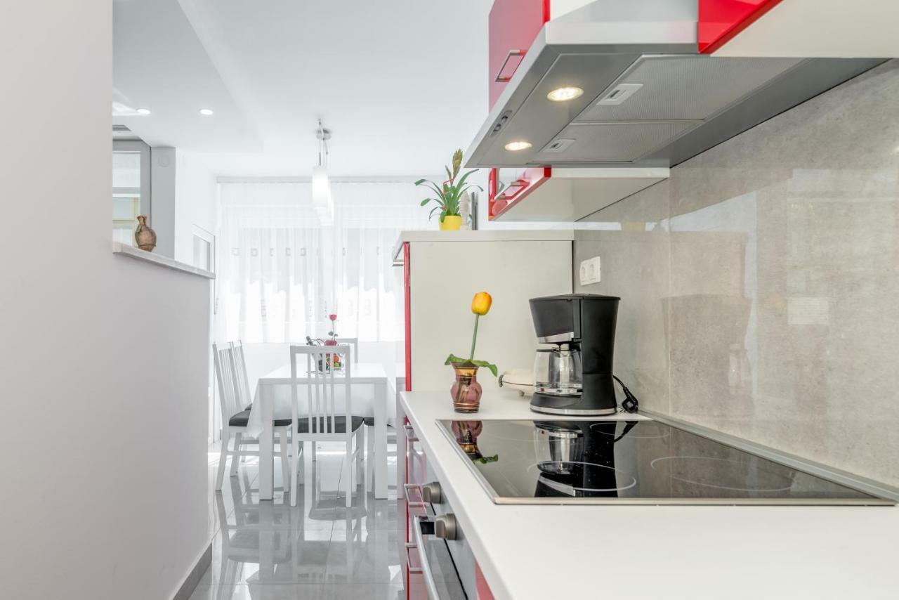 Kate Apartment Omis Exterior photo